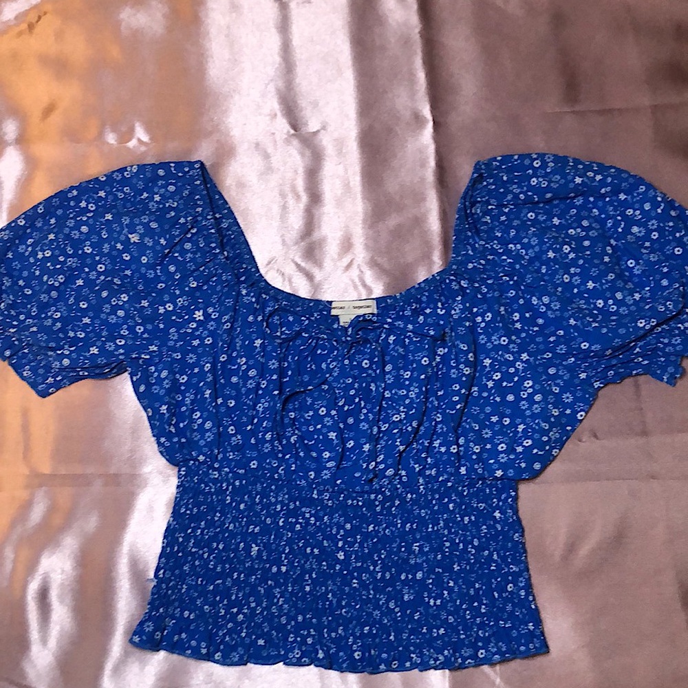 Blue Floral blouse